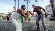 The Brazilian capoeira and the art of improvisation